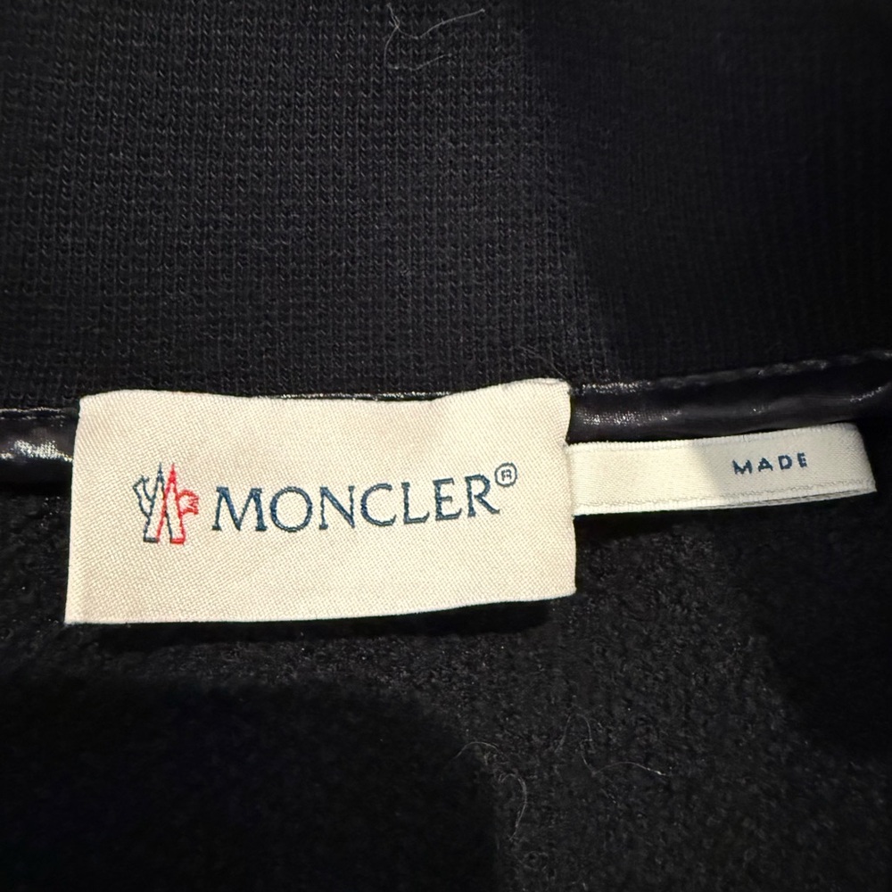 💯% AUTHENTIC MONCLER JACKET - Picture 7 of 11